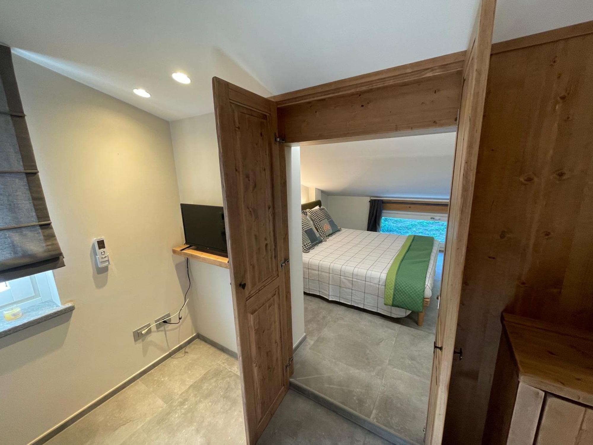 La Casina Di Oscar Ad Ao V Combe Vda Quart 0014 E 00I6公寓 外观 照片