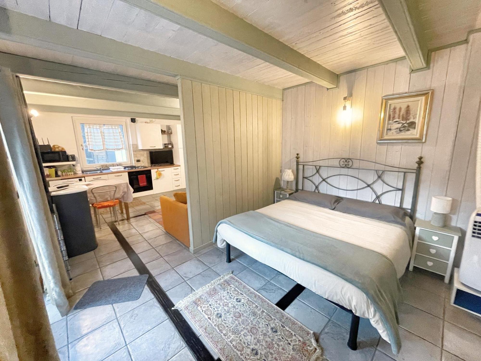 La Casina Di Oscar Ad Ao V Combe Vda Quart 0014 E 00I6公寓 外观 照片